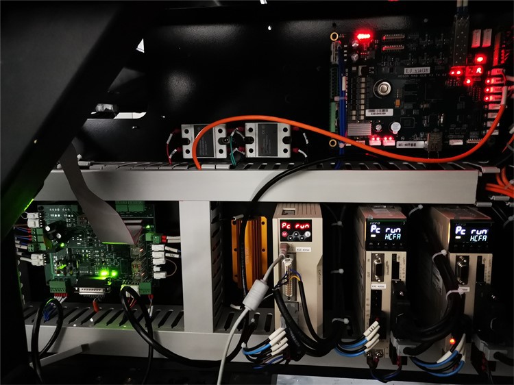 product-750-562 product-750-562